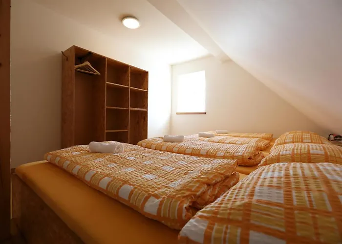 Bouda Klinovka Szálloda *